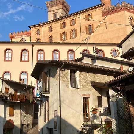 バローロUn Passo Dal Castelloアパートメント エクステリア 写真