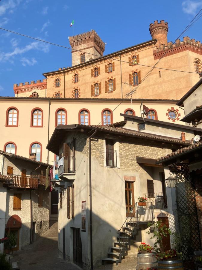バローロUn Passo Dal Castelloアパートメント エクステリア 写真