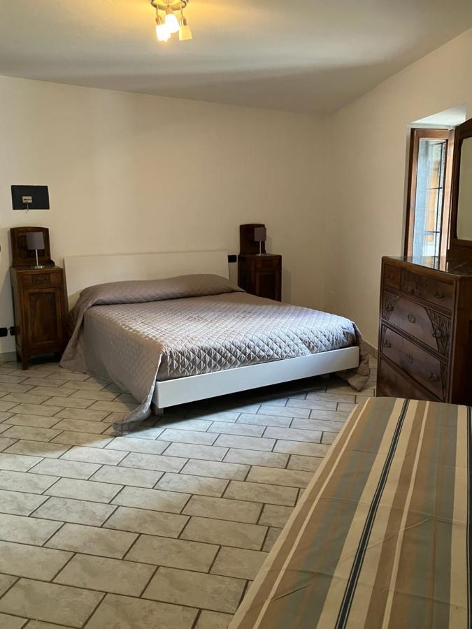 バローロUn Passo Dal Castelloアパートメント エクステリア 写真